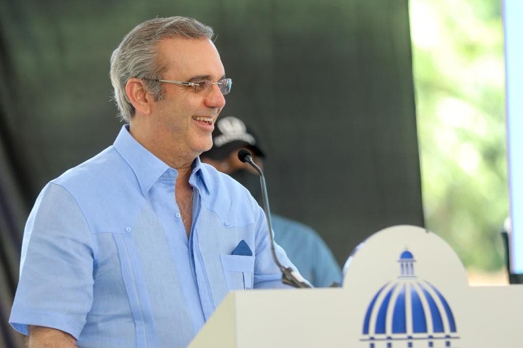 Hoy el presidente Luis Abinader cumple 54 años de edad