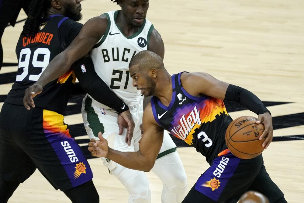 Los Suns se anotan el primer partido de las Finales ante los Bucks