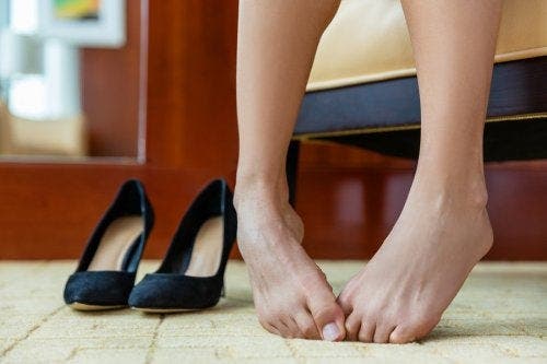 ¿Cómo deshacerse del mal olor en los pies?