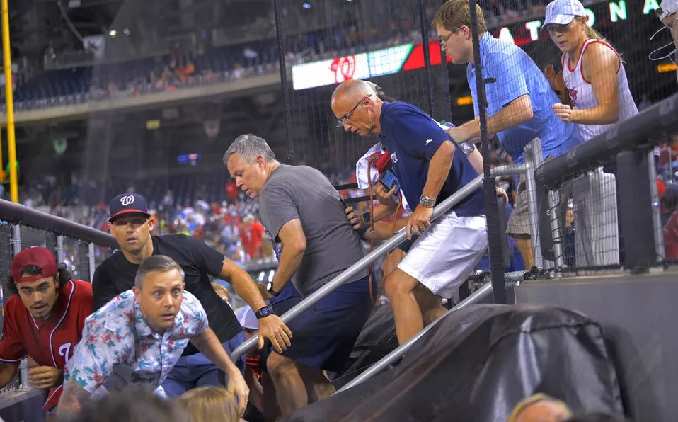 Cuatro heridos en tiroteo fuera del estadio en partido entre Padres y Nacionales