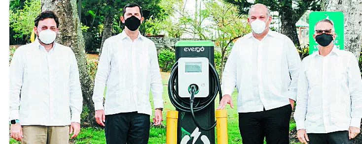 Cuatro nuevos cargadores vehículos eléctricos