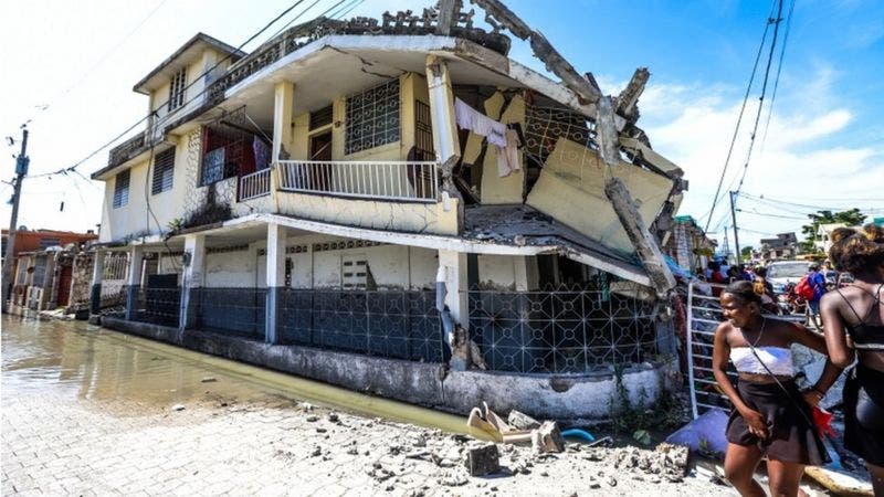 Sismo de magnitud 7,2 se suma a la miseria en Haití