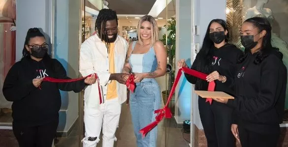 Milky Kaisen y Jessika Klemps cortan la cinta inaugural.