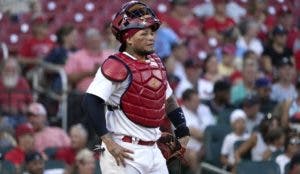 Yadier Molina anuncia se retira luego campaña 2022