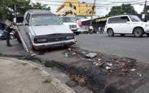 Chatarras son retiradas Zona Colonial