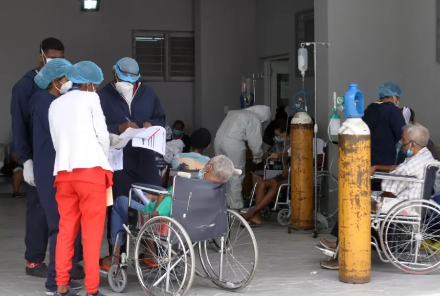 médicos