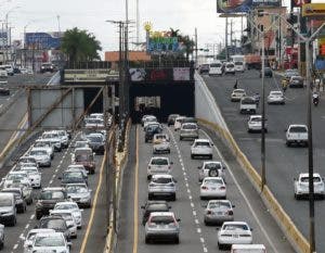 Obras Públicas cierra pasos a desnivel, túneles y elevados para mantenimiento