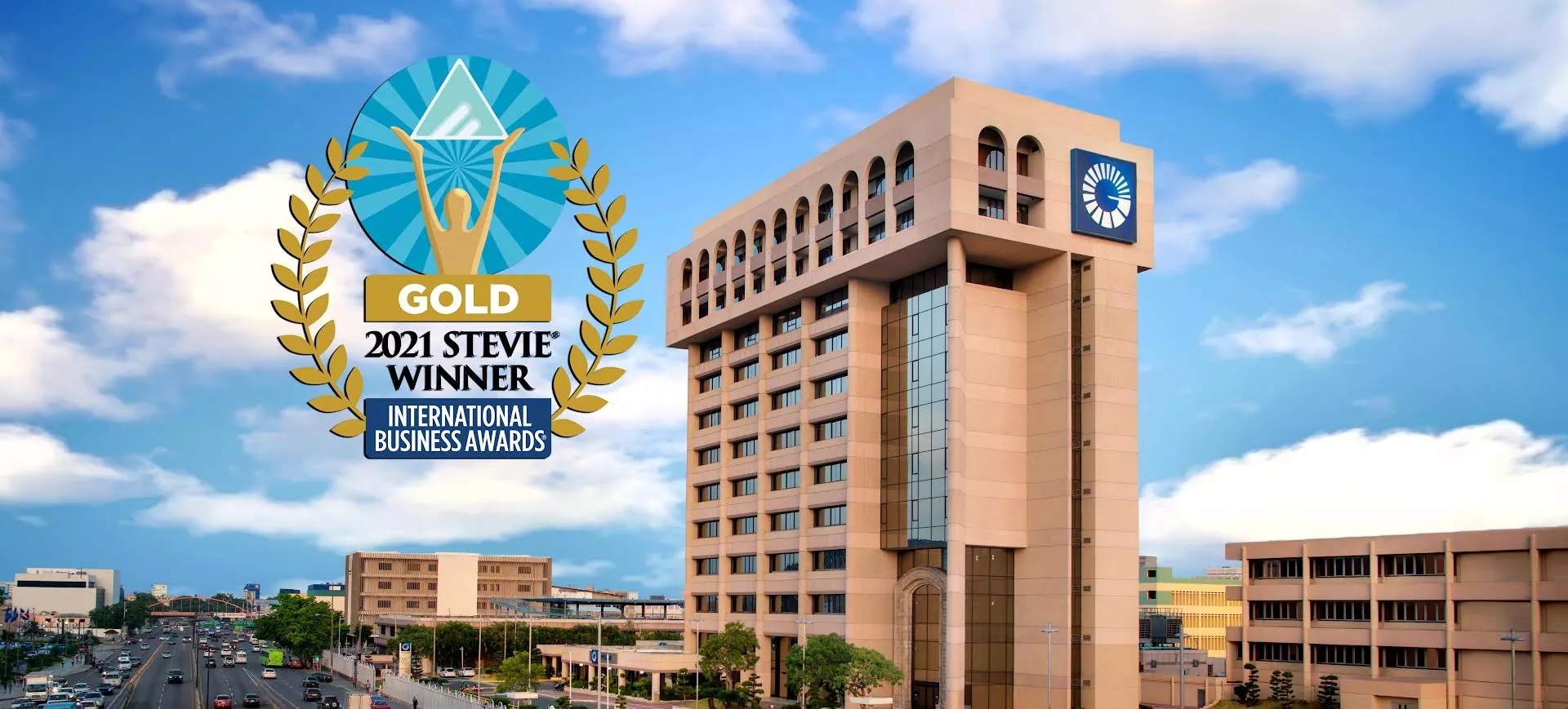 “El Lado Positivo” del Popular gana oro en premios Stevie® Awards