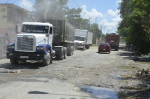 Calles de Hato Nuevo reflejan años de abandono de sus autoridades