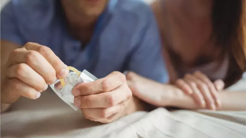 «Stealthing»: «No sabía que era una violación hasta que me pasó a mí»