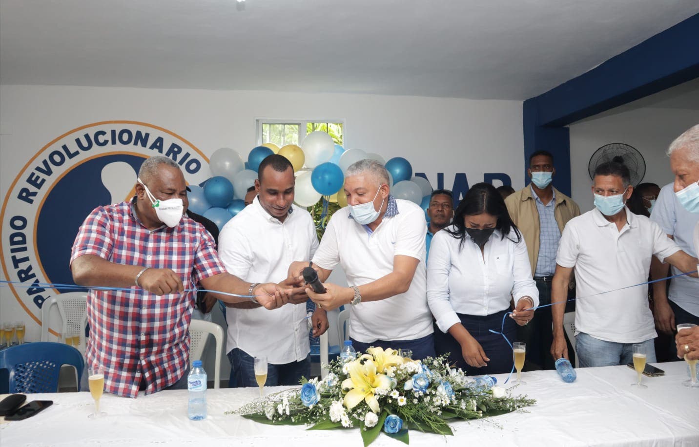 PRM inaugura nuevo local en sector Iván Guzmán Klang en SDO