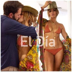 Jenifer López borra sus fotos con Alex Rodríguez; ¿trata de olvidarlo?