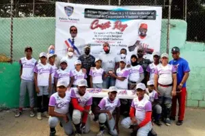 Liga Castillo gana torneo policial Cristo Rey dedicado a inmortal Vladimir Guerrero