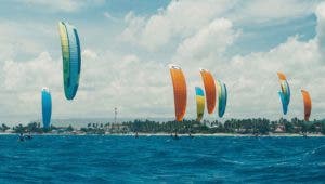 Inauguran 1era Regata Fórmula Kite en Puerto Plata