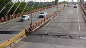 Obras Públicas cerrará puente Mauricio Báez en San Pedro de Macorís por reparación