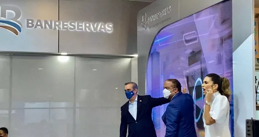 Usuarios podrán pagar multas y servicios de la Procuraduría en cajeros de Banreservas Blue Mall