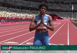 Velocista Marileidy Paulino avanza a semifinales del atletismo