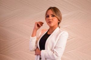 ADESINC designa abogada Katia Salomón como directora ejecutiva