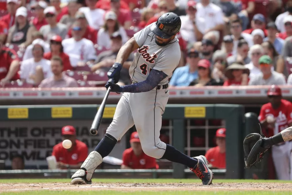 Jeimer Candelario rompe empate y despeja la victoria de los Tigres por 4-1