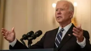 La orden de Biden para ampliar la vacunación en medio de una crisis de coronavirus en EE.UU.