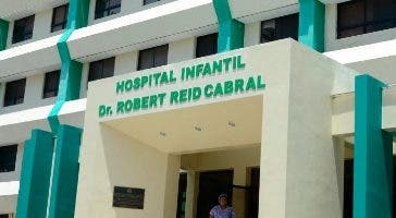 Hospital Robert Reid anuncia comprará nueva máquina lavado de sangre tras denuncia por madres