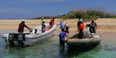 Medio Ambiente logra impongan prisión a haitianos por pescar especies en veda en Monte Cristi