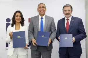 Indotel firma contratos de concesión con empresas de telecomunicaciones; inversiones ascenderían a más de US$115 millones