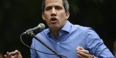 Opositor venezolano Guaidó inaugura un laboratorio sobre democracia y alerta de amenazas