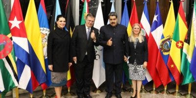 Maduro llega a México para cita CELAC pese a cargos de EEUU