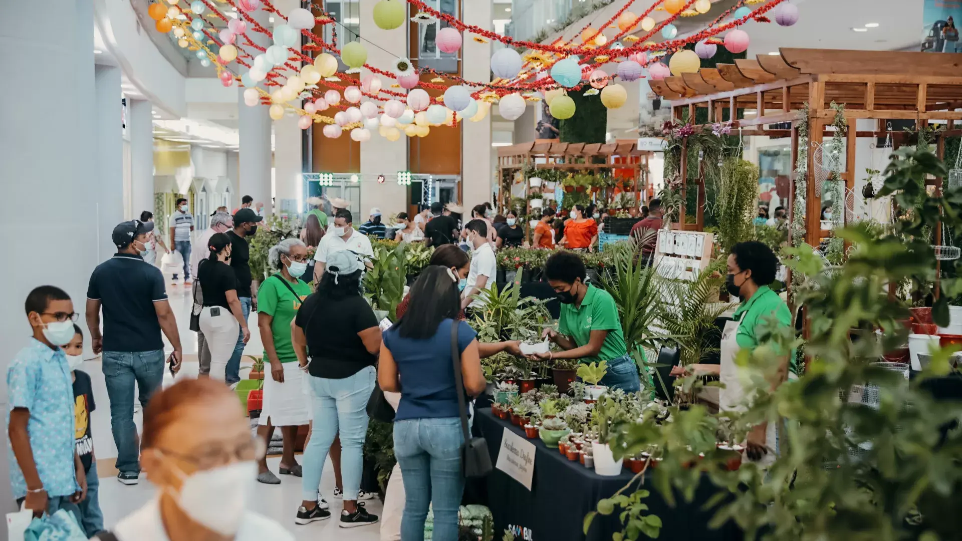 Sambil celebra su III feria de viveros