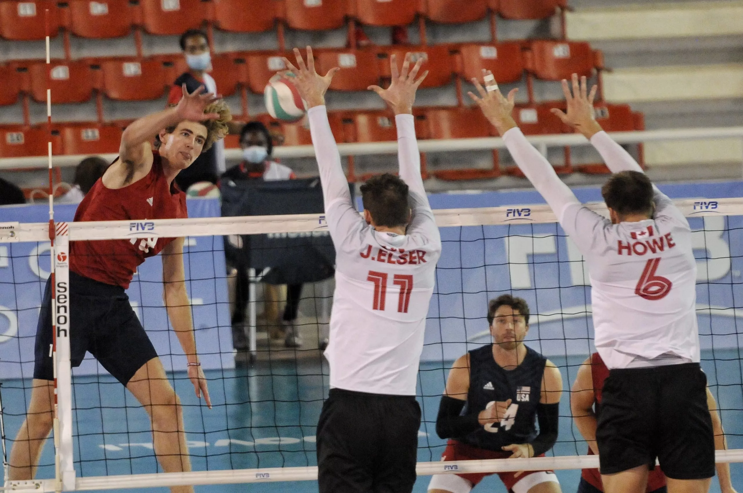 Estados Unidos gana ronda preliminar; venció 3-2 a Canadá y le quitó el invicto