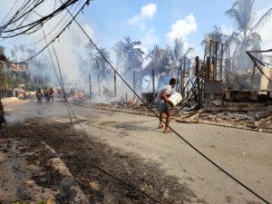 Preocupación embarga a propietarios de negocios destruidos por incendio en Las Terrenas