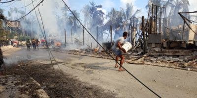 Preocupación embarga a propietarios de negocios destruidos por incendio en Las Terrenas