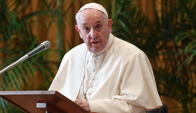 Papa dice que violencia ejercida contra madre fue «satánica»