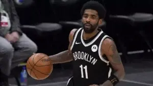 Kyrie Irving no practica con los Nets en Brooklyn debido a los protocolos de vacunación