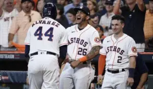 McCullers y Álvarez guían Astros sobre  White Sox