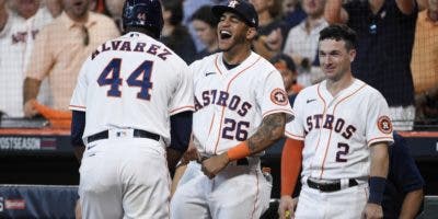 McCullers y Álvarez guían Astros sobre  White Sox