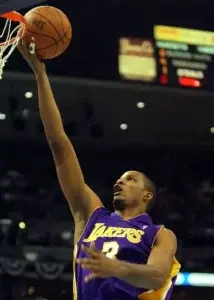 Trevor Ariza, primera baja sufren los Lakers