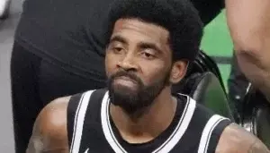 Nets reiteran que si Irving no se vacuna no podrá jugar