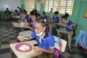 Así fue el primer día de entrega del almuerzo escolar para la Jornada Extendida/ Fotos: José de León