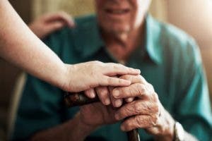 Geriatras quieren políticas públicas y conciencia sobre Alzheimer