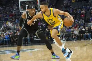 Curry mantiene invictos a Warriors y establece nueva marca equipo