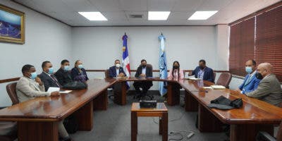 Director del INDRHI recibe auditores de la Contraloría; inician auditoría