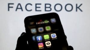 «Facebook es un escandaloso y reprensible ejemplo de un nuevo orden económico global»