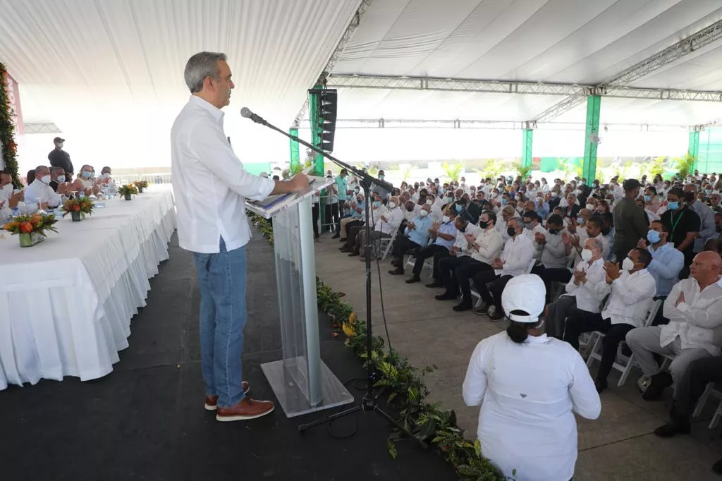 Gobierno subsidia combustibles esta semana por RD$500 millones