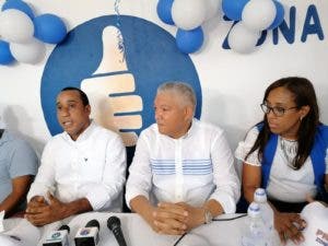 Dirigentes del PRM en SDO defienden transparencia de Abinader