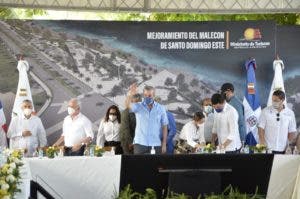 Gobierno presenta proyecto Mejoramiento del Malecón SDE con inversión de RD$550 millones