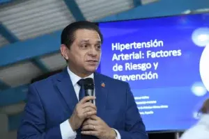 El 50 % de la población de Monte Cristi padece hipertensión, según ministro de Salud