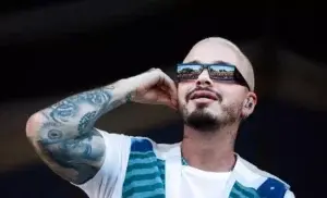 J Balvin pide perdón por el video de “Perra” tras acusaciones de machismo