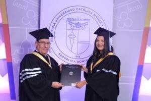 PUCMM celebra 71ª graduación en campus Santo Domingo